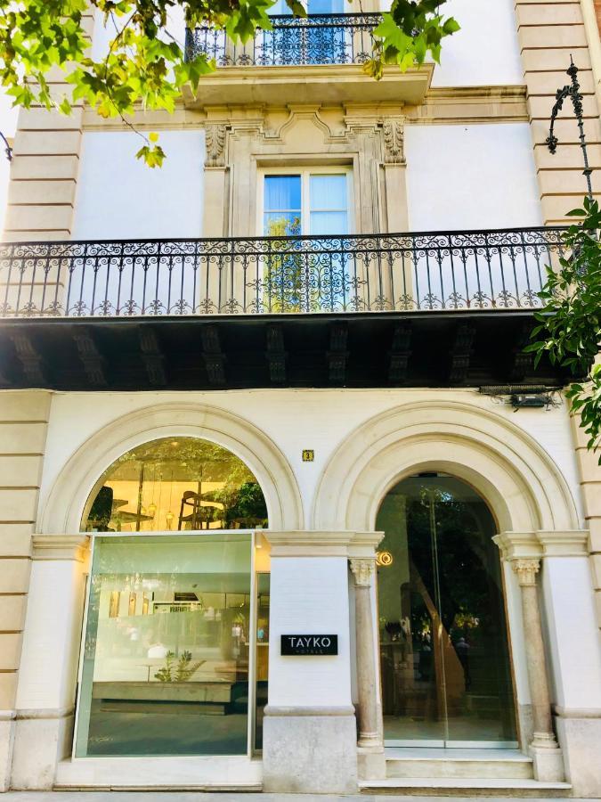 Hotel Tayko Sevilla エクステリア 写真
