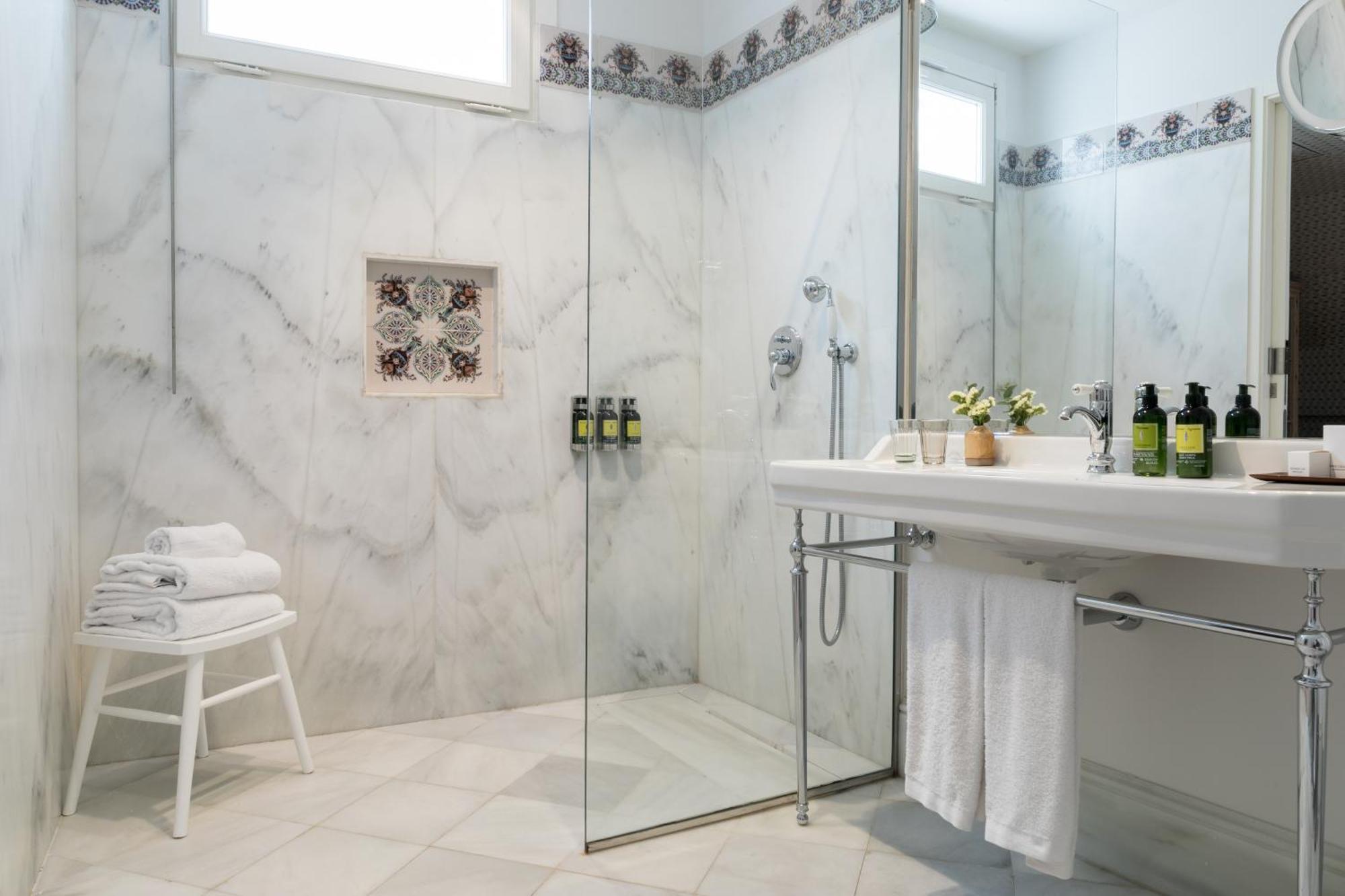 Hotel Tayko Sevilla エクステリア 写真
