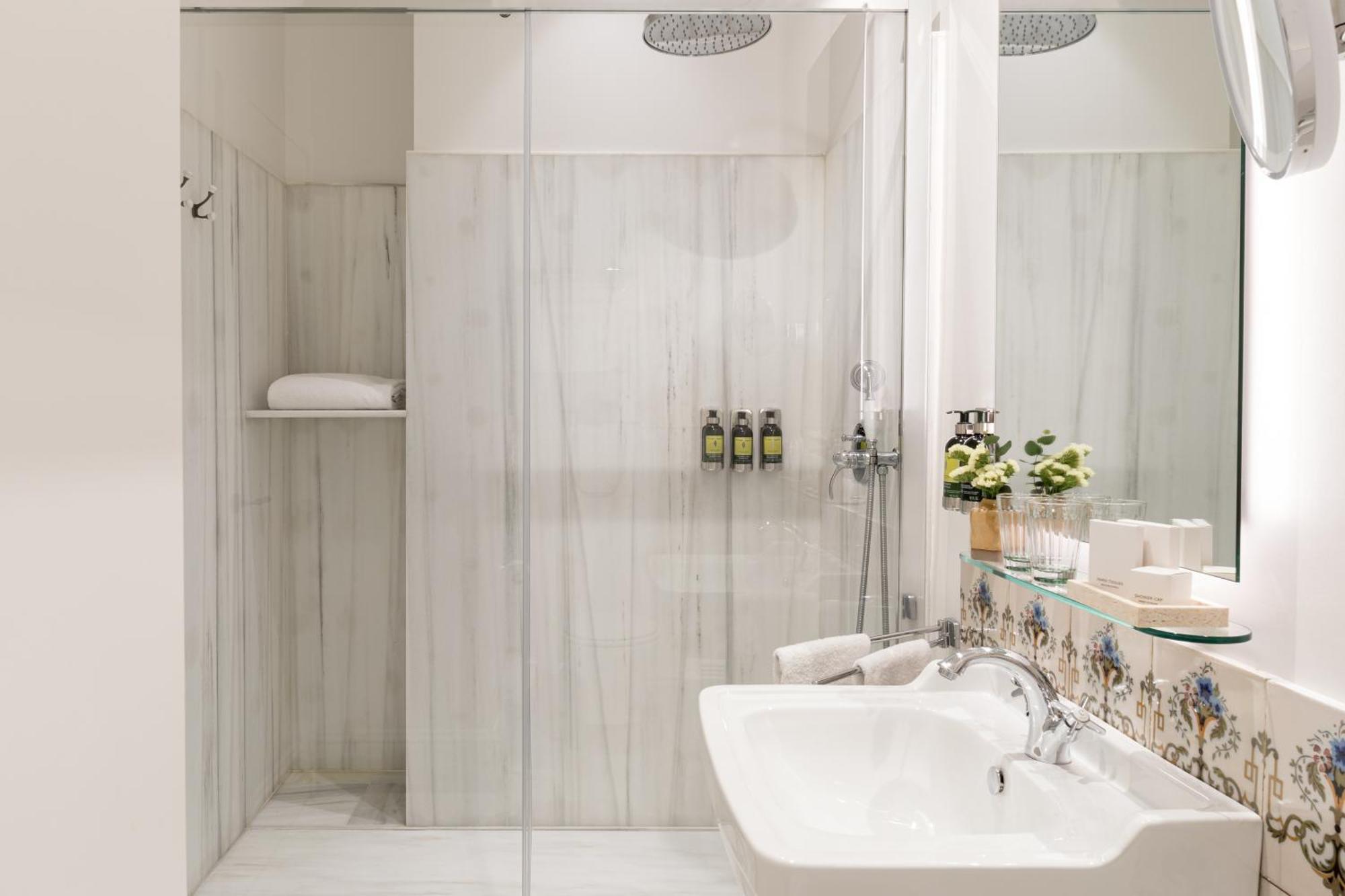Hotel Tayko Sevilla エクステリア 写真