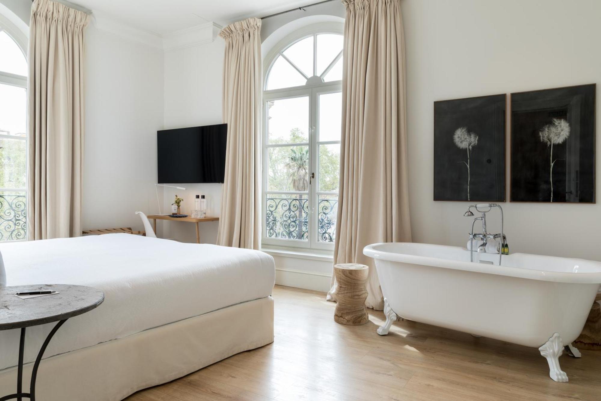 Hotel Tayko Sevilla エクステリア 写真